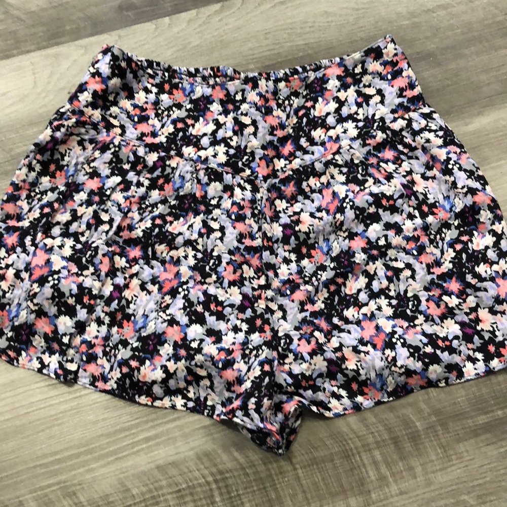 🔹3 for $8 shorts🔹 American Eagle flowy shorts